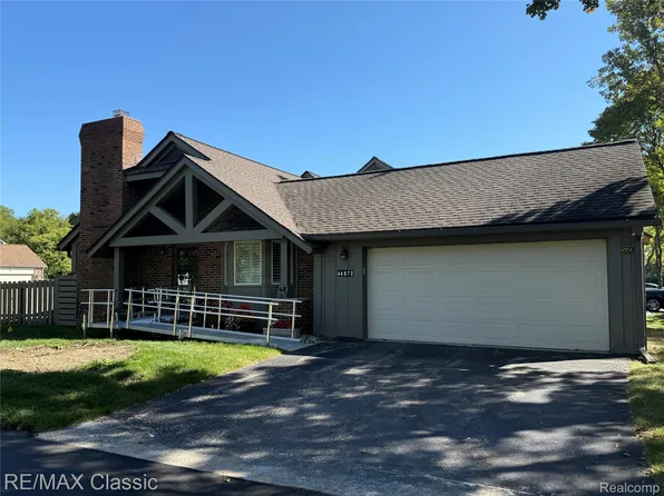 44872 Lynn Dr, Plymouth, MI 48170