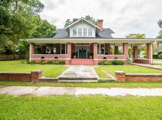 221 N Hampton Ave, Kingstree, SC 29556