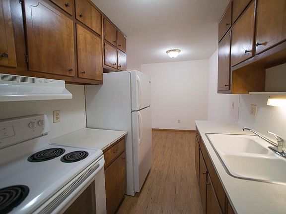3rd image of 3808 Blaisdell Ave S
