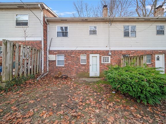 5th image of 762 Mentor Ave APT 41