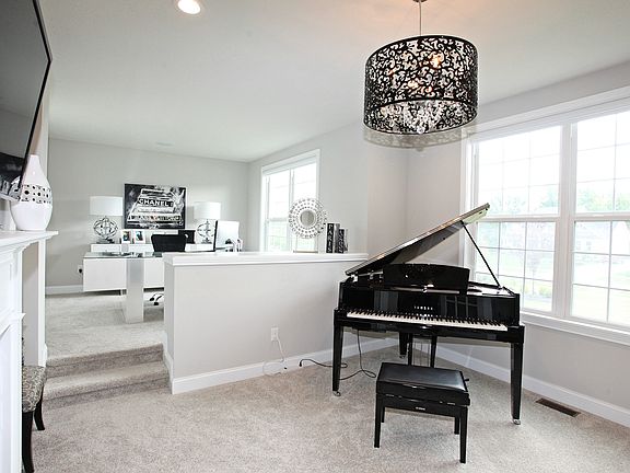 5th image of 10214 Woodlands Dr