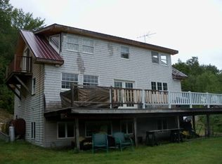 336 Cloutier Dr, Stark, NH 03582
