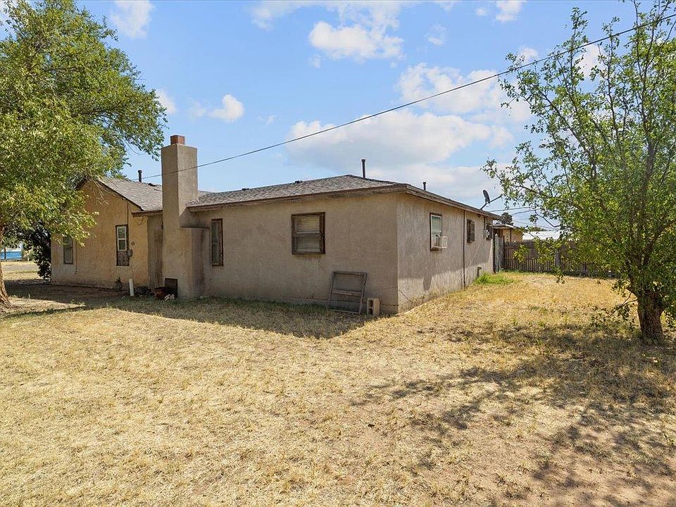 1015 11th St, Seagraves, TX 79359 Zillow
