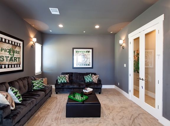 2nd image of 4607 Avery Way