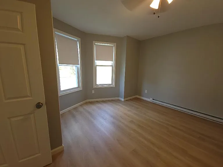 30 Beacon Ave — Photo 6