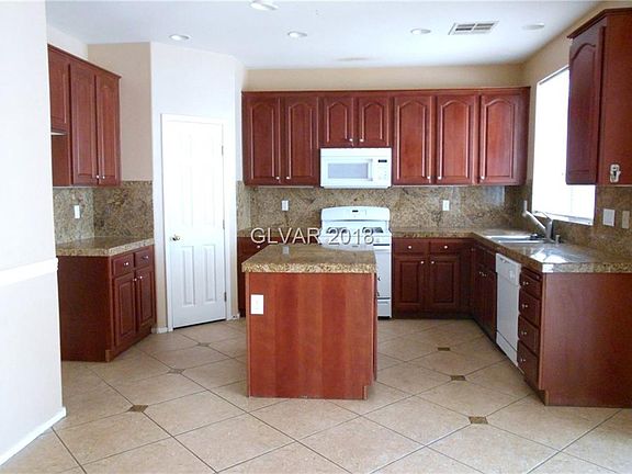 3rd image of 5644 Deer Run Ct