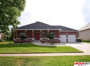 5620 S 88th St, Lincoln, NE 68526