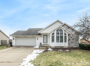 4879 Weatherstone Ln SE, Kentwood, MI 49508