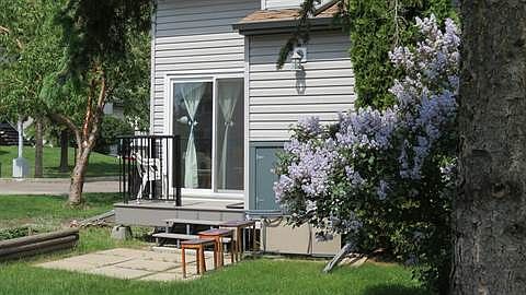 4th image of 5418 38a Ave NW