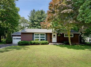 28 Berna Ln, Rochester, NY 14624