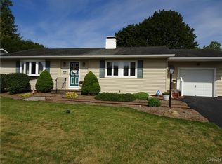 113 Spruce Tree Ln, Syracuse, NY 13219
