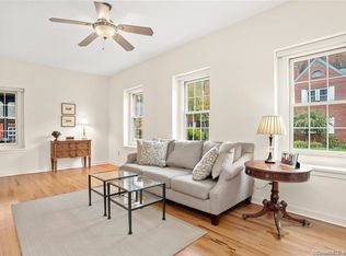 138 Roberton Xing, Fairfield, CT 06825