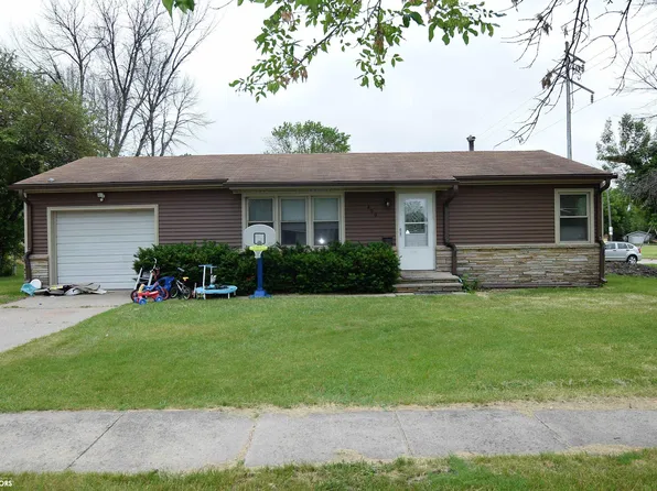 400 SE 3rd St, Eagle Grove, IA 50533