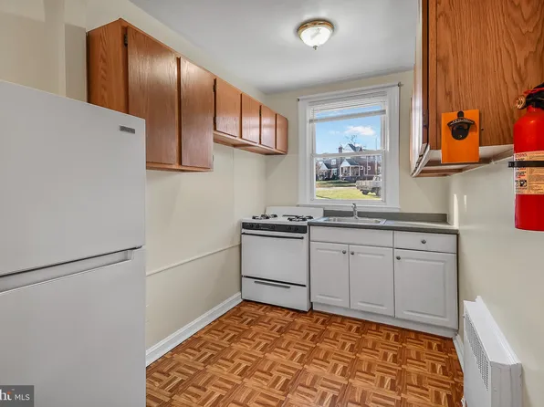 808 Windermere Ave Floor 1, Drexel Hill, PA 19026
