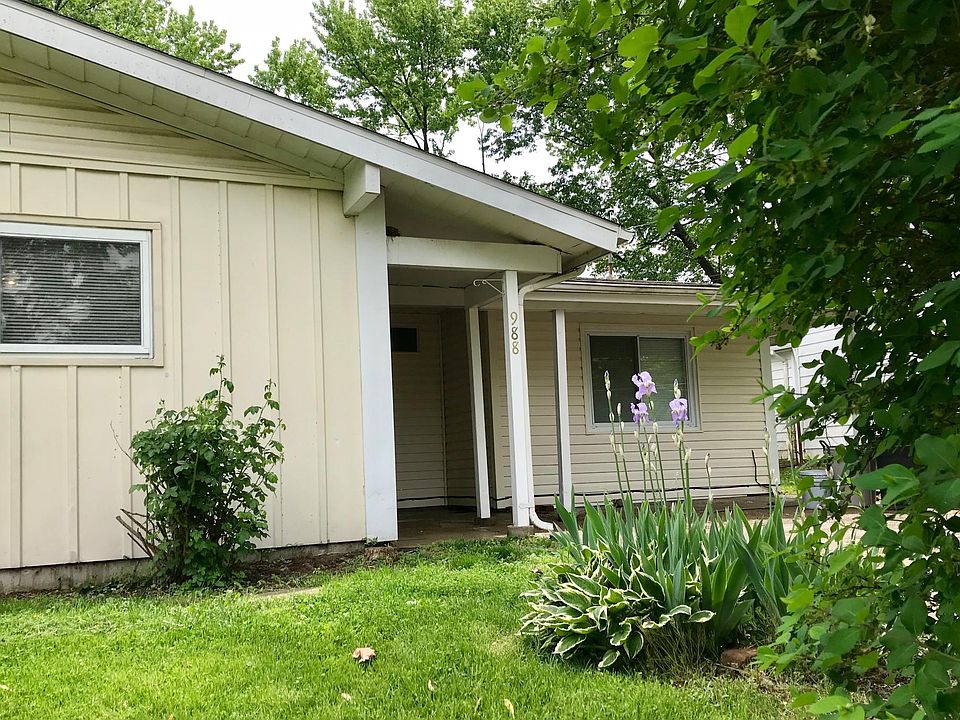 1st image of 988 Olympia Dr