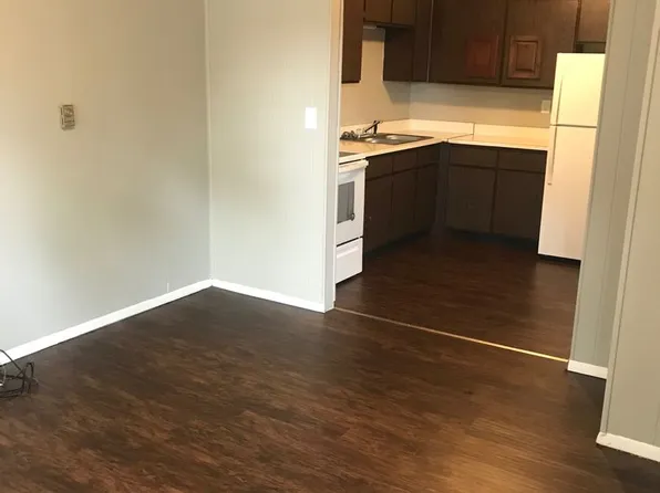 Rossville, 104 E North St APT 12, Rossville, IN 46065