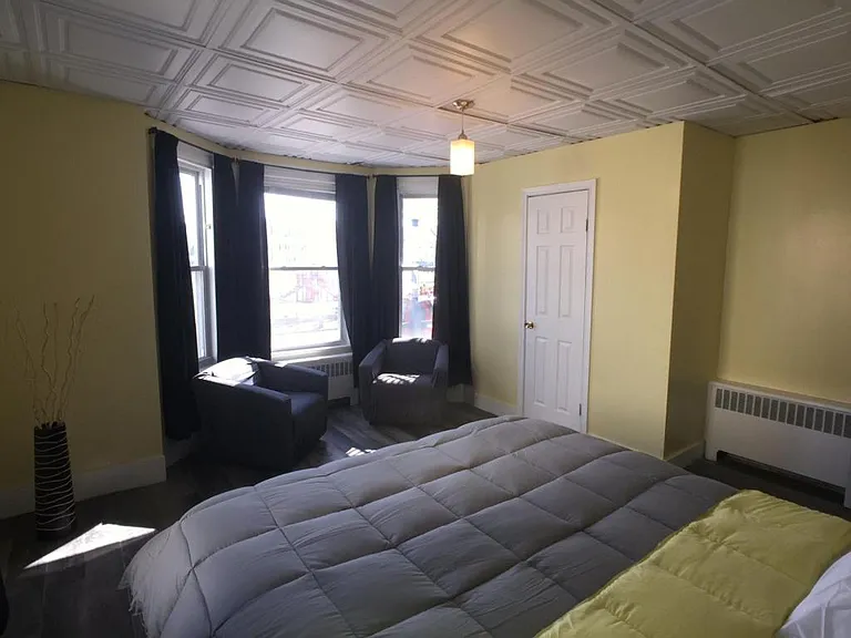 282 Summer St — Photo 10