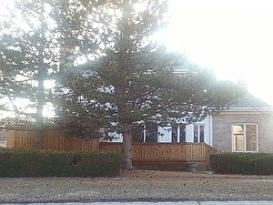 3rd image of 4576 Basswood Dr