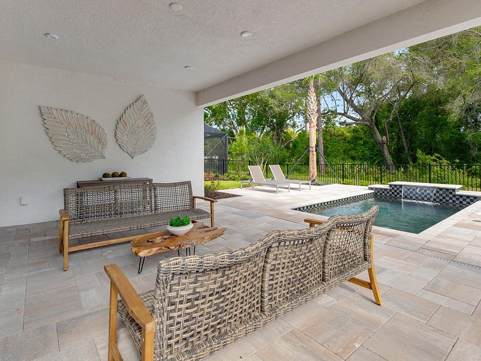 Morgan Model Home Lanai