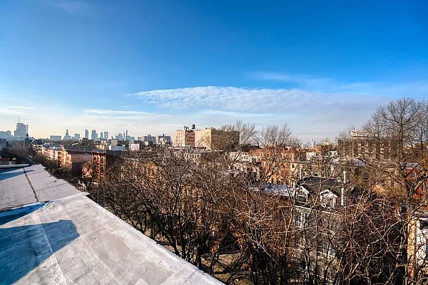 Rented by Avenues Real Estate | media 12