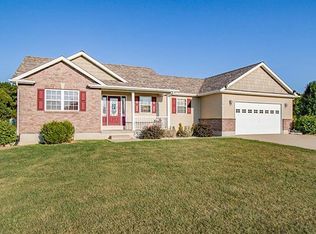 1044 Ridgewood Farms Rd, Farmington, MO 63640