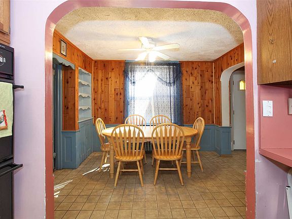 4th image of 21728 Hempstead Ave