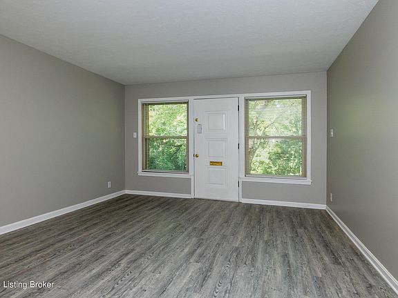 4th image of 3501 Paragon Ct Unit 31