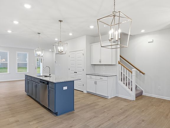 4th image of 155 Corcoran Way