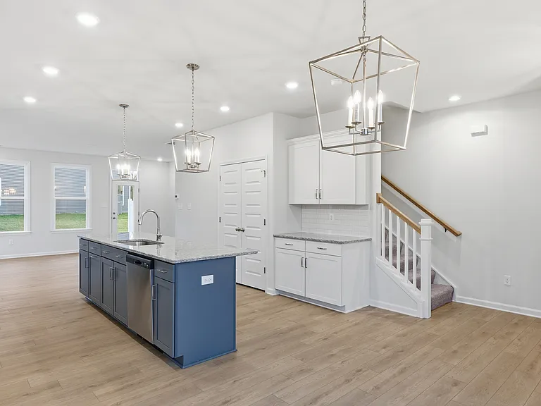 155 Corcoran Way — Photo 4