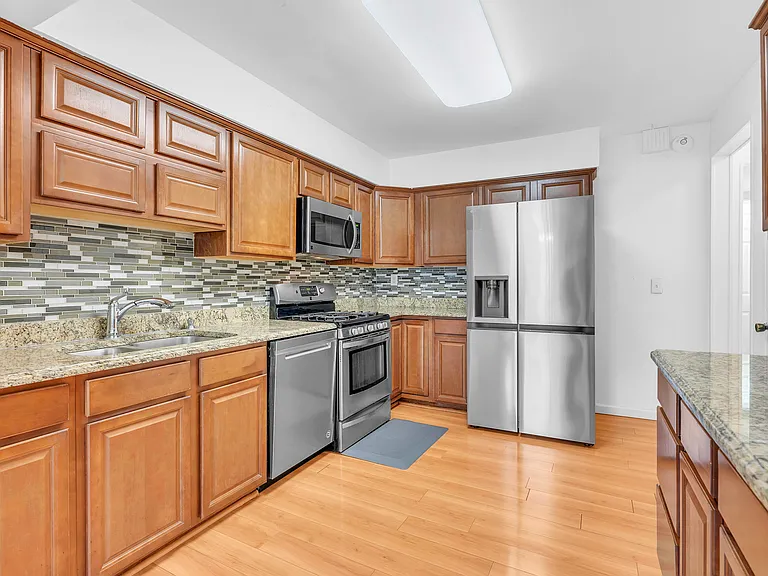 1592 Brentwood Dr — Photo 20