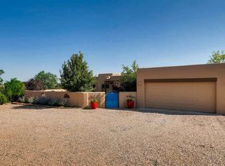 36 Estambre Rd, Santa Fe, NM 87508