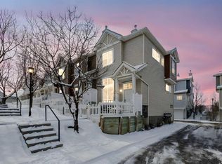 241 NE Elgin Gdns SE, Calgary, AB T2Z 4T6