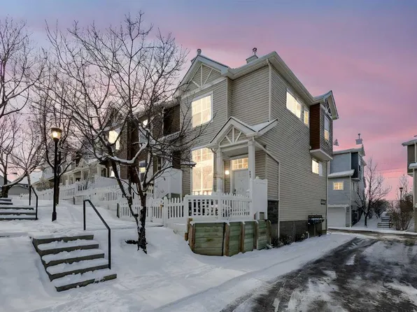241 NE Elgin Gdns SE, Calgary, AB T2Z 4T6