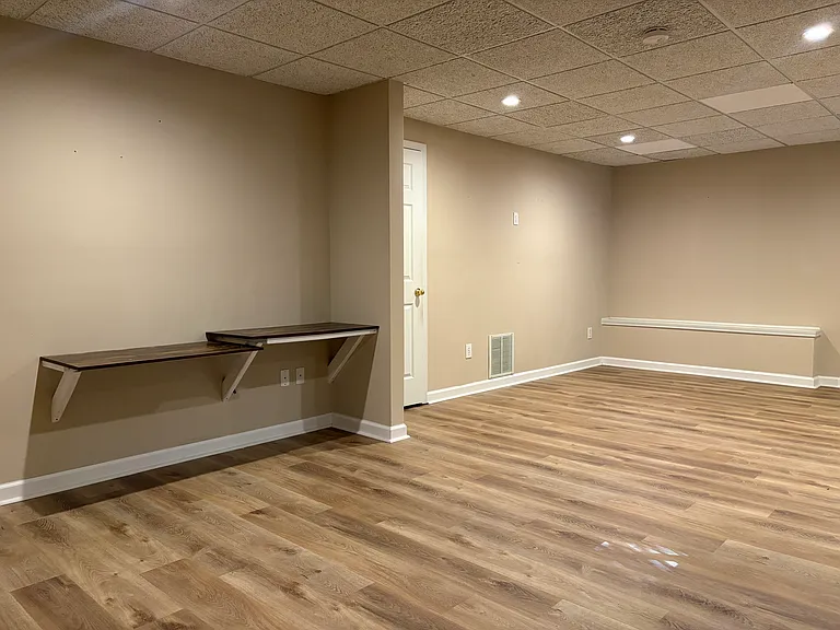 1002 Oak Way — Photo 13
