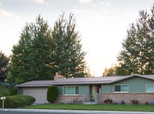 1042 Dickson Ave, Idaho Falls, ID 83402