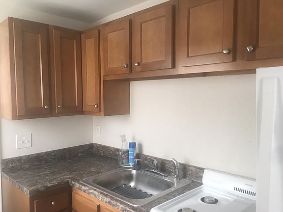 4th image of 7710 Folk Ave