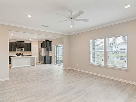 5th image of 333 Saint James Way