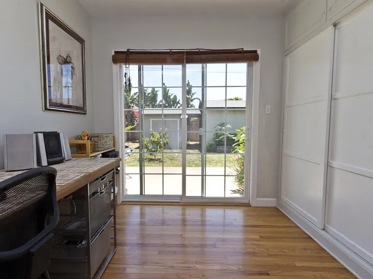 156 Carr Dr — Photo 13