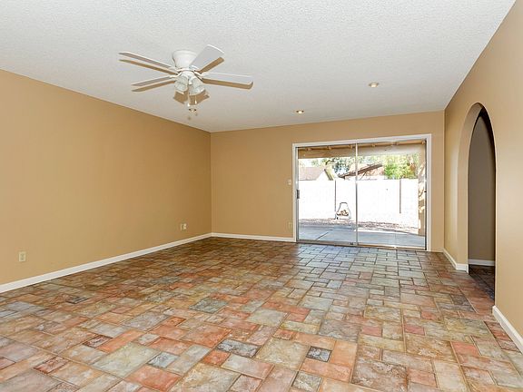 4th image of 2434 W Naranja Ave