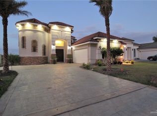 2711 Woods Dr N, Edinburg, TX 78542