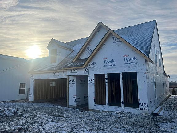 3rd image of 4485 Winding Oak Dr