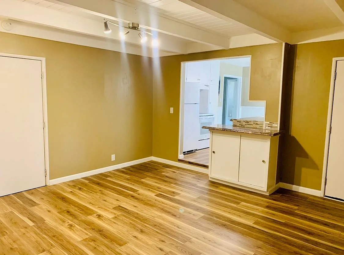2 bed, 1314 sqft, $2,250 — Photo 4