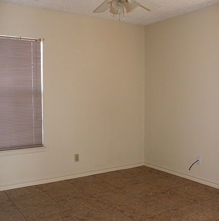 3rd image of 1510 Duncan Ave