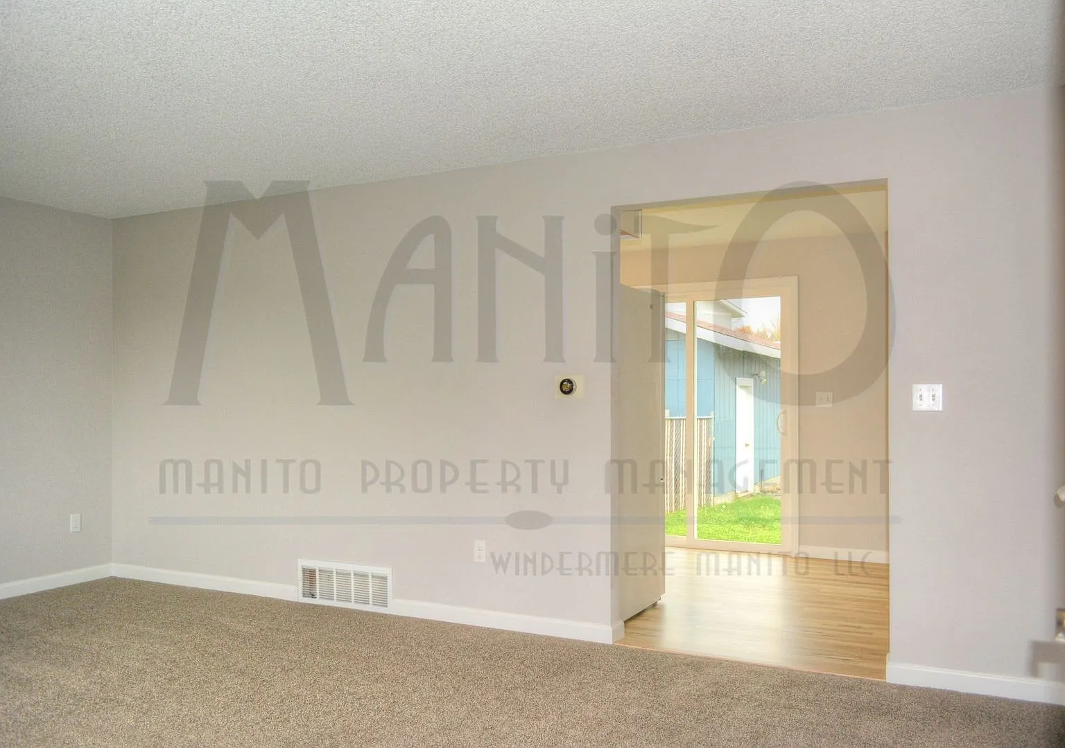 **Coming Soon** Trendy Tri-Level Home — Photo 4