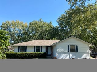 14821 S Wyandotte Dr, Olathe, KS 66062