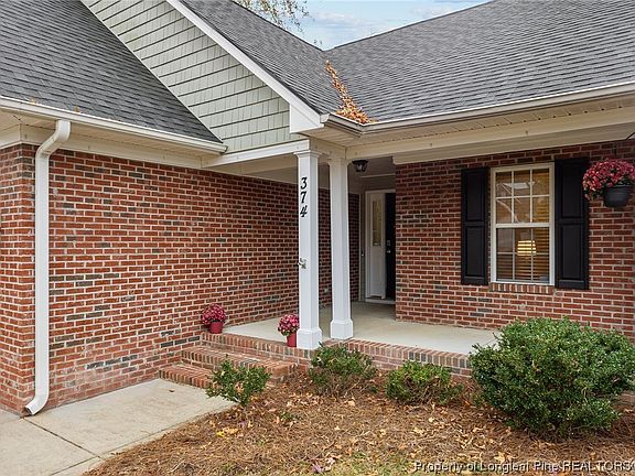 5th image of 374 Wildwood Dr