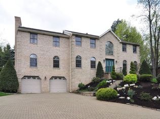 438 E McMurray Rd, Mcmurray, PA 15317