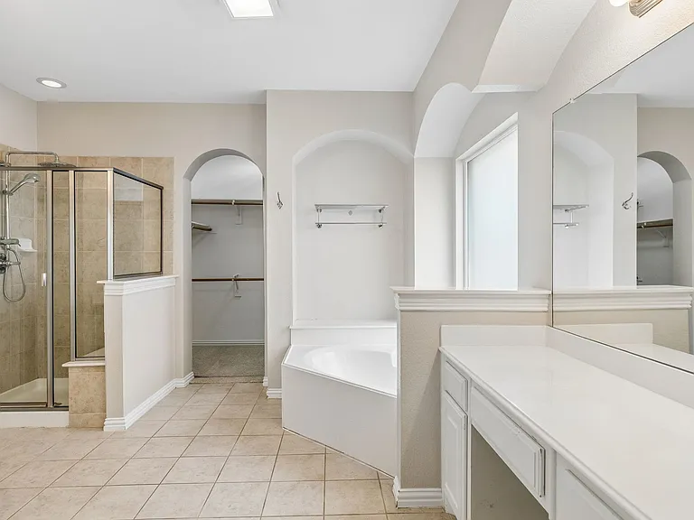 2245 Jaguar Dr — Photo 18