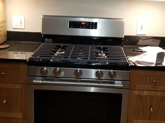 3rd image of 4716 N Artesian Ave #2