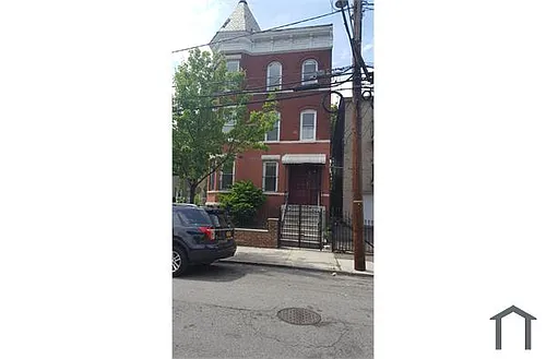 109 S 12th St Photo 1